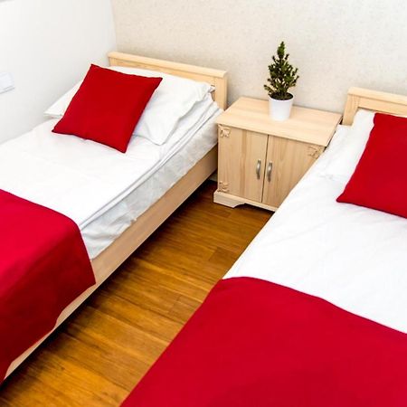 P&J Luxury Apartments Краков Экстерьер фото